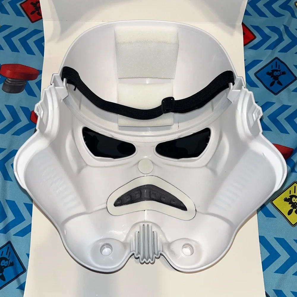 Spirit Star Wars Stormtrooper Costume - White and Black - Picture 8 of 16